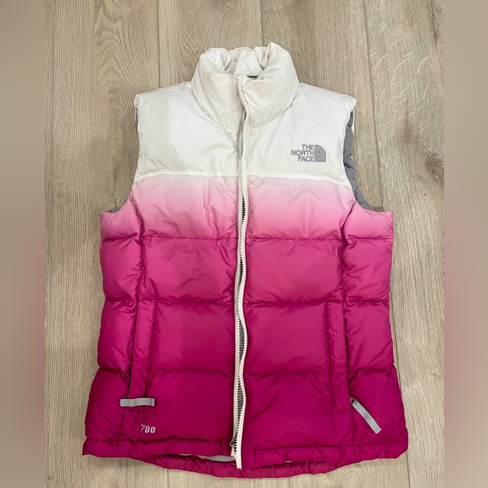 The North Face 700 Ombré Pink and White Vest Size Small